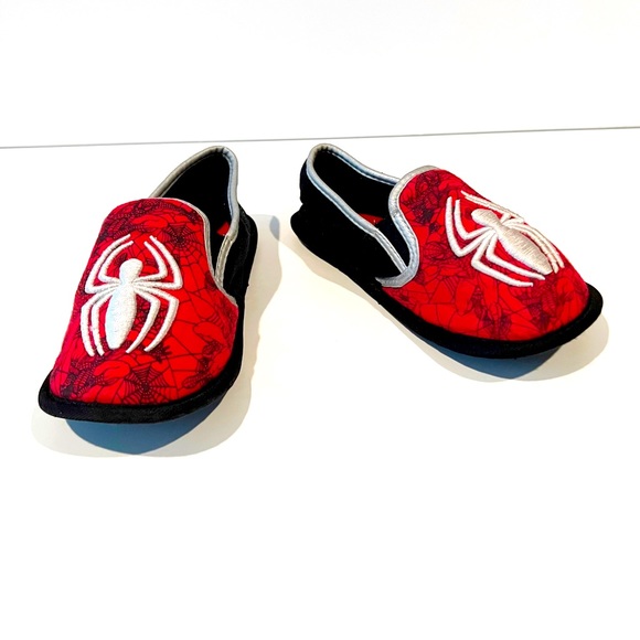 Buster Brown Spider Man Slippers Size XL 11 12